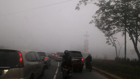 Begini Kondisi Asap di Kawasan Panam Pekanbaru, BMKG: Udara Kabur Bercampur Asap